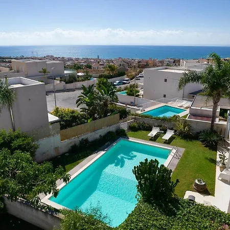Paradise Island *